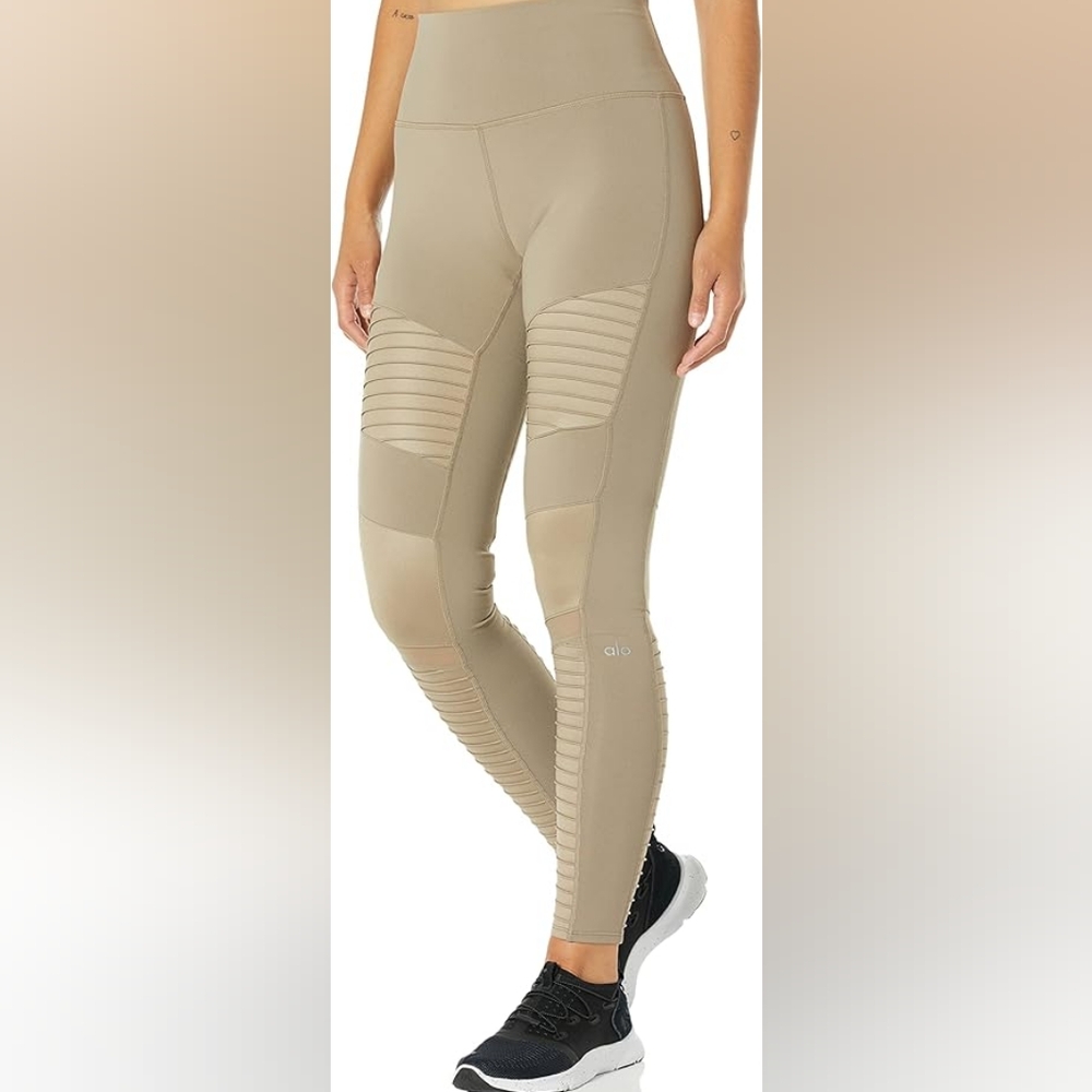 ALO Yoga Moto Legging in Gravel NWT Small